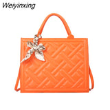 Weiyinxing Women's Handbag Creasing Small Square Bag 2023 Summer New Contrast Color Silk Scarf Handbag Simple Casual Shoulder Diagonal Bag