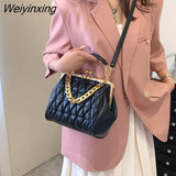 Weiyinxing triangular pleats totes bags for women gold chain luxury designer handbag for women women's bag 2023 trend crossbosy bag