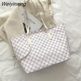 Weiyinxing Women's Tote Bag 2023 Early Autumn New Shoulder Bag Korean Fashion Letter Big Bag Simple Trend Shoulder Bag