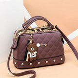 Weiyinxing Female 2024 New Fashion Bag Ling Case Small Fragrant Wind Portable Bag Boston Shoulder Bag