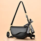 Weiyinxing Light Luxury Women's Bag 2024 Autumn / Winter New Fashion Armpit Saddle Bag Korean Version Simple Casual Shoulder Cross-Body Bag