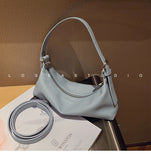 Weiyinxing New Style Chao Baitai Lady's Shoulder Bag, Pillow Bag, Stick Bag, Armpit Bag, One Shoulder Handbag, Black Bag.