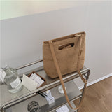 Weiyinxing Woman 2024 New Minority One-Shoulder Oblique Kraft Paper Handbag Small Cute Small Square Bag Retro