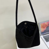 Weiyinxing New Korean Minority Fashion Commuter Bag Embroidered Velvet One-Shoulder Bag Bucket Bag Tote Handbag Leisure