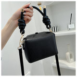 Weiyinxing Red Square Box Bag 2024 On The New Vertical Stripe Embroidery Line Small Wind Handbag Fashion Shoulder Bag