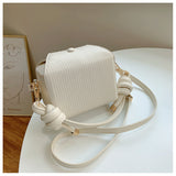 Weiyinxing Red Square Box Bag 2024 On The New Vertical Stripe Embroidery Line Small Wind Handbag Fashion Shoulder Bag