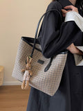 Weiyinxing Large-Capacity Plaid Bag Female 2024 New Fashionable Commuter Style One-Shoulder Bag Todd Bucket Bag