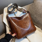 Weiyinxing Color PU Leather Women Fashion Shoulder Bag Ladies Simple Luxury Large Capacity Handbag Purse Casual Travel Shopping Totes