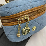 Weiyinxing Summer Lingge Small Fragrant Style Handbag Retro High end Simple Shoulder Bag French Small Crowd Chain Crossbody Bucket Bag