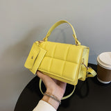 Weiyinxing Bag 2023 New Fashion Women's Small Square Bag Personality Minority Design Child Mother Bag Spring Fashion Messenger Bag