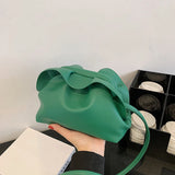 Weiyinxing Pleated Crossbody Bags for Women Summer Trendy PU Leather Lightweight Bucket Bags Female Causal Small Cloud Packs