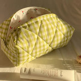 Weiyinxing Checkered Floral Makeup Bag Large Capacity Portable Cosmetic Storage Bag Cotton Quilted Wash Bag Skincare Pouch