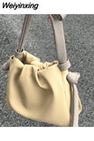 Weiyinxing Pleated Luxury Women Handbag for Girls Contrast Color Fashion Shoulder Bags 2023 Designer Elegant Ladies Bucket Bag Bolsas