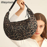 Weiyinxing Half Moon Sapce Padded Women Shoulder Bags Designer Down Cotton Lady Handbags High Quailty Large Tote Winter Purses 2023