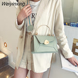 Weiyinxing Mantang 2023 Fashion Contrast PU Leather Designer Shoulder Messenger Bag Metal Handle Strap Casual Portable Messenger Bag