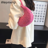 Weiyinxing Mantang Plush Crossbody Bags for Women Female New 2023 Winter Trend Winter Fashion Chain Saddle Bag Handbags Totes