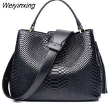 Weiyinxing Genuine Real Leather Bucket Tote Bag Women Designer Shoulder Bag Leather Handbag with Tassels Female Snake Print Hobos Bags