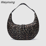 Weiyinxing Half Moon Sapce Padded Women Shoulder Bags Designer Down Cotton Lady Handbags High Quailty Large Tote Winter Purses 2023