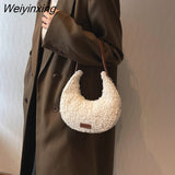 Weiyinxing Mantang Plush Crossbody Bags for Women Female New 2023 Winter Trend Winter Fashion Chain Saddle Bag Handbags Totes