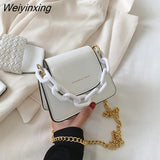 Weiyinxing de couro do plutônio das mulheres moda mini crossbody saco para as mulheres acrílico corrente bolsa de ombro feminina peq