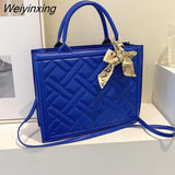 Weiyinxing Women's Handbag Creasing Small Square Bag 2023 Summer New Contrast Color Silk Scarf Handbag Simple Casual Shoulder Diagonal Bag