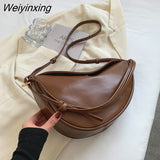 Weiyinxing Handbags for Women PU Leather Banana Crossbody Bags for Women 2023 Fashion Brand Designer Shoulder Bag Women Phone Purses