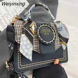 Weiyinxing Texture Bag for Women New Fashion Hand-held One-shoulder Women's Bag Broadband Messenger Western Style Small Square Bag