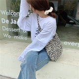 Weiyinxing Leopard Pattern Messenger Bag for Women Large Capacity Ladies Shoulder Shopping Bags Vintage Design Casual Tote Handbags