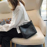Weiyinxing Rivet Crossbody Bags For Women Soft Pu Leather Bucket Bags Female Chain Bag Daily Travel Tote Bags bolsa feminina