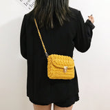 weiyinxing Handmade Woven Crossbody Bag for Women Designer Knitting Chains Shoulder Bag Casual Lady Small Flap Female Purses 2023
