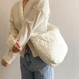 Weiyinxing White Women Pleated Hobos Shoulder Bags Large Capacity Ladies Quilted Flower Crossbody Bag Simple Female Tote Handbags