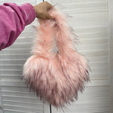 weiyinxing Faux Raccoon Fur Hearts Shape Women Handbag Designer Soft Plush Shoulder Bags Luxury Small Tote Fluffy Femame Purse 2023