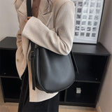 Weiyinxing Mantang Bucket Bags for Women 2023 Trend Vintage Women Small Leather Designer Simple Handbags and Purses Crossbody Bags