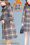 Weiyinxing Winter New Plaid Woolen Coat Women 2023 Middle-Aged Elderly Warm Fashion Double-Breasted Straight Overcoat