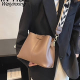 Weiyinxing Designer Wide Strap Bucket Small Women Handbags Autumn 2023 Fashion Simple Large Capacity Ladies Shoulder Crossbody Bags