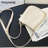 Weiyinxing designer bags 2023 new Leisure Women's small bags summer fashion simple texture messenger bag versatile small square bag